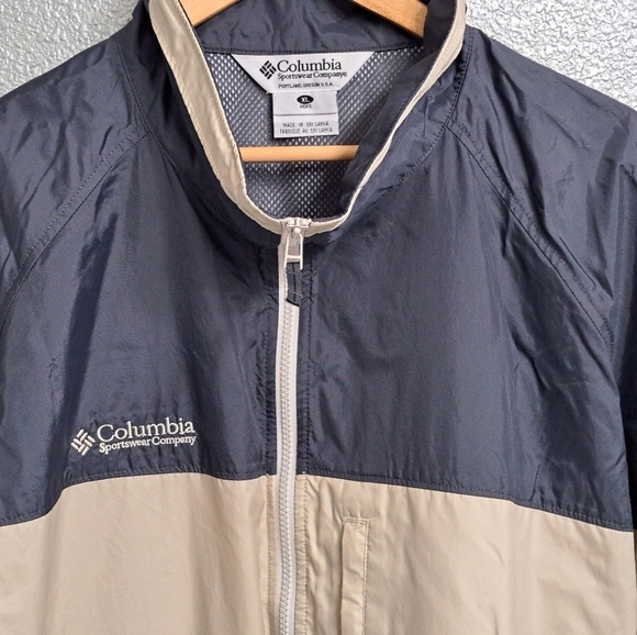 Columbia Tan & Blue Colorblock Rain Jacket    Size XL - Picture 6 of 10